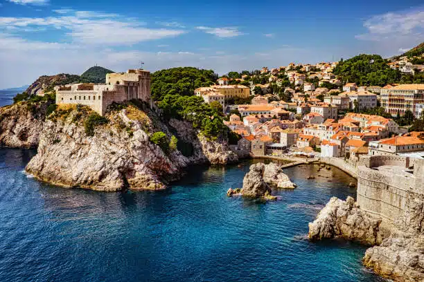 Adaptateur prise électrique Croatie